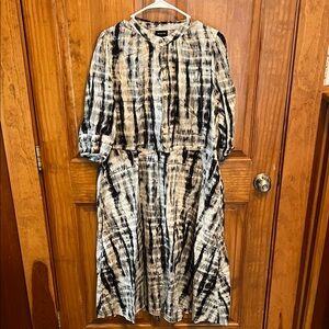 Who What Wear Black and Cream Long Sleeve Dress